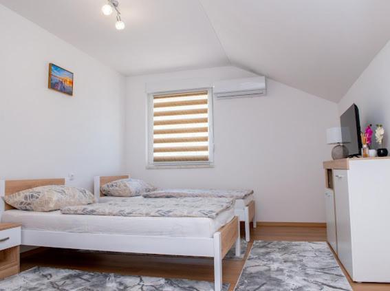 Apartmani Jezero Кониц Экстерьер фото